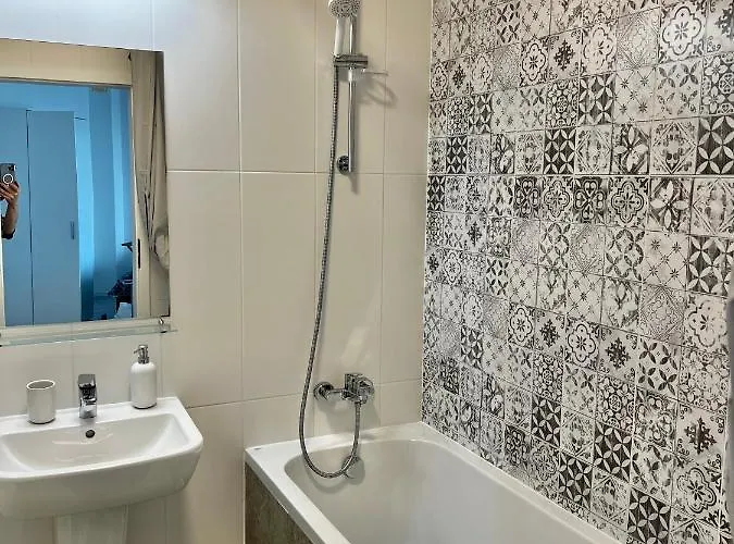 Apartamento Mara 2 *